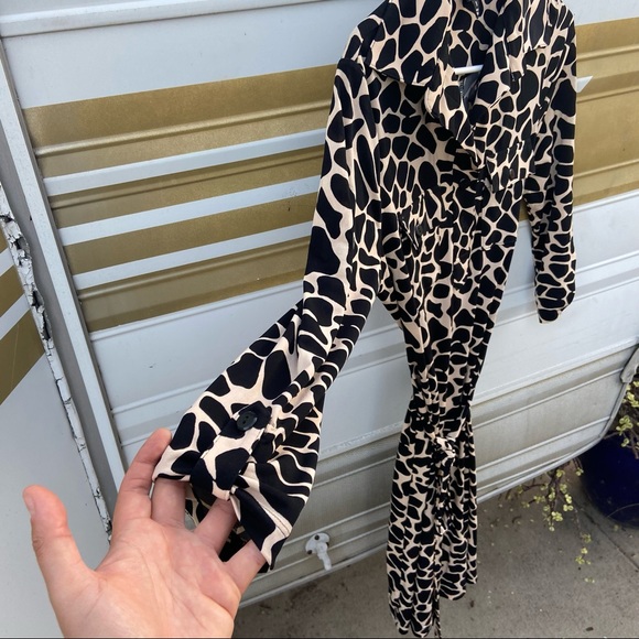 San Tropez Long Sleeve dress animal print cheetah leopard button up collared - Picture 7 of 11